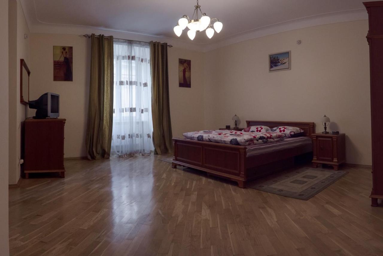 Apartment In The Historical Centre -